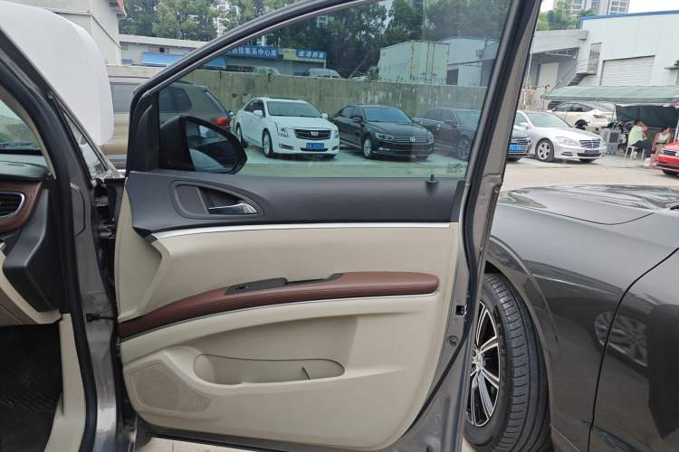 Used Buick GL8 2017 25S Comfort Version China V Standard