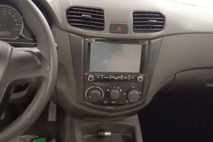 Used Wuling Hongguang 2014 1.5L Base Version
