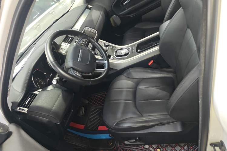 Used Land Rover Range Rover Evoque 2018 240PS PURE Style Edition