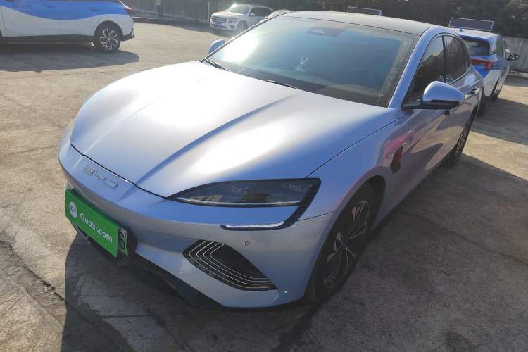 Used BYD Seal 2022 550 km Standard Range Rear-Wheel Drive Prestige Version