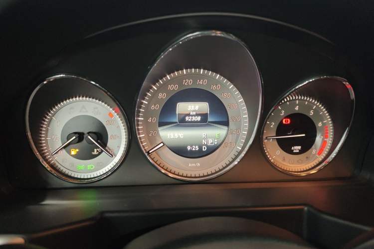 Used Mercedes-Benz GLK-Class 2015 GLK 260 4MATIC Dynamic Edition Ultimate Version
