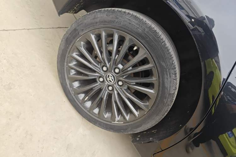 Used Toyota Avalon 2019 2.0L XLE Premium Edition China VI
