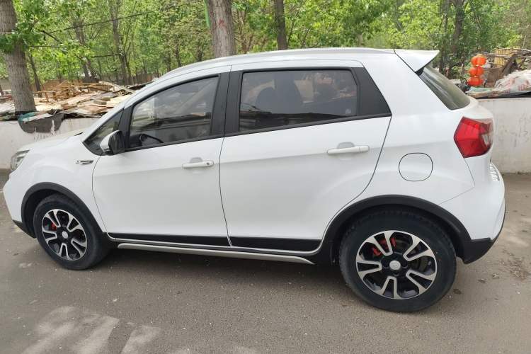 Used Geely Auto Vision X3 2017 1.5L Automatic Prestige Model
