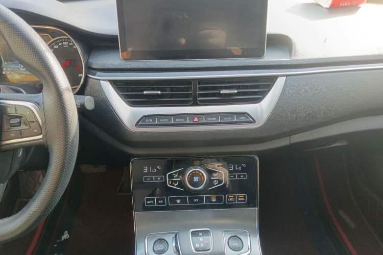 Used Hongqi H5 2020 1.5T DCT Flagship Edition
