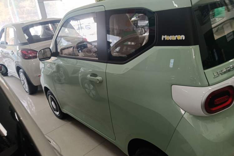 Used Wuling Hongguang MINIEV 2024 3rd Generation 215km Youth Edition