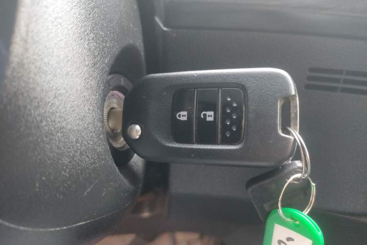 Used Honda Jade 2013 1.8L automatic Comfort version 5 seats