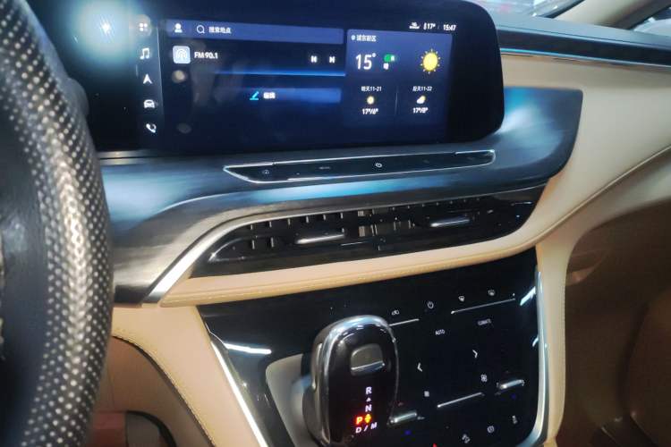 Used Buick GL8 2021 ES Landtrek 653T Luxury Model