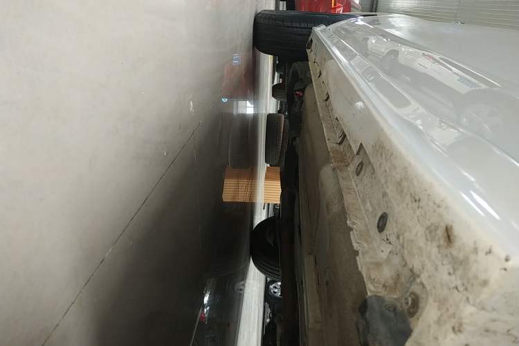 Used Venucia T70 2016 1.6L Manual Ruixing Edition
