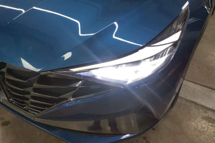 Used Hyundai Elantra 2021 1.5L CVT LUX Prestige Edition
