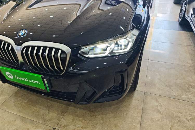 Used BMW iX3 2024 Leading Model