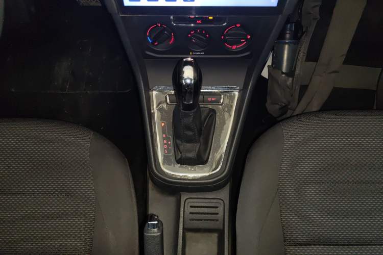 Used Volkswagen Bora 2018 1.5L Automatic Fashion Model
