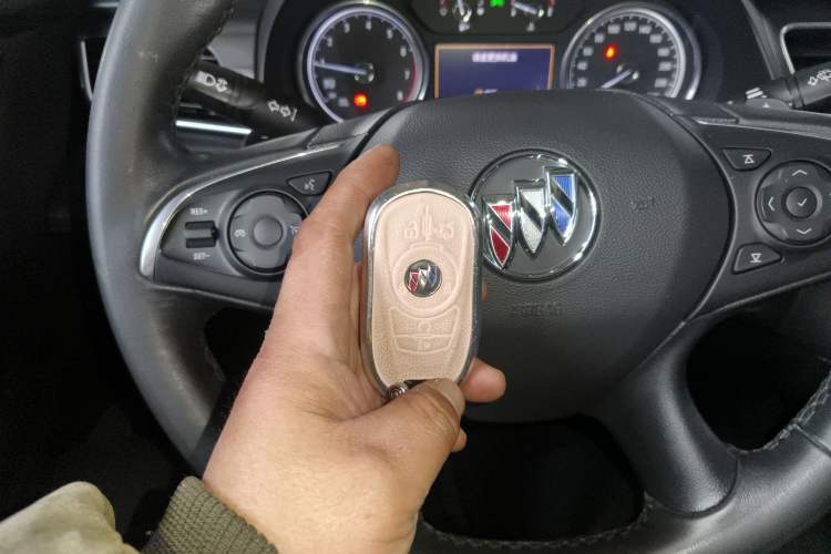 Used Buick LaCrosse 2022 552T Luxury Version