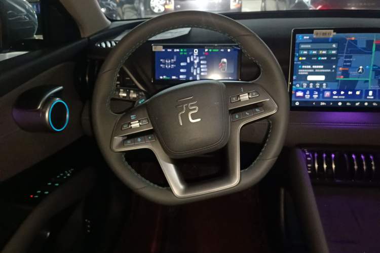 Used BYD Yuan PLUS 2025 Intelligent Driving Version 430 KM – Leading Edition