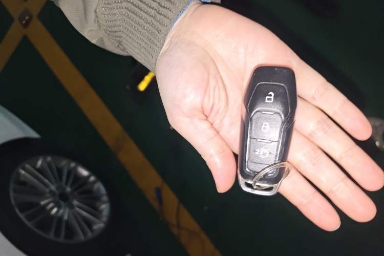 Used Ford Mondeo 2013 2.0L GTDi240 Flagship Edition
