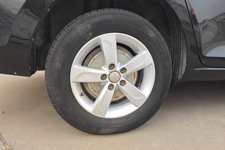 Used Volkswagen Santana 2016 1.4L Manual Fashion Edition
