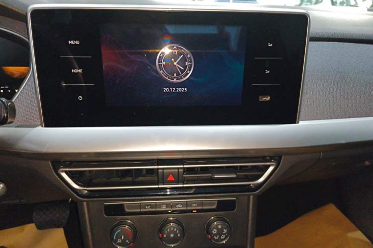 Used Volkswagen Lavida 2023 Revised 1.5L Automatic DeYi Edition
