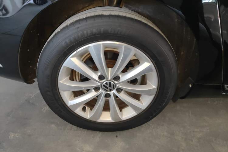 Used Volkswagen Magotan 2015 1.8TSI Advanced Model