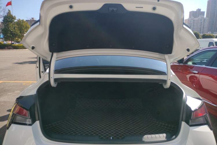 Used Hyundai Elantra 2023 1.5L CVT GLX Elite Edition
