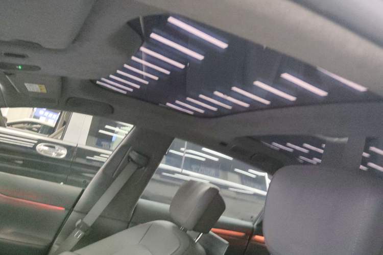 Used Nio ET7 2024 75 kWh Executive Signature Edition
