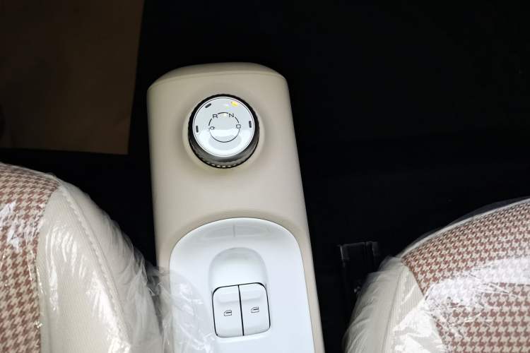 TDK.VehicleDetails.img