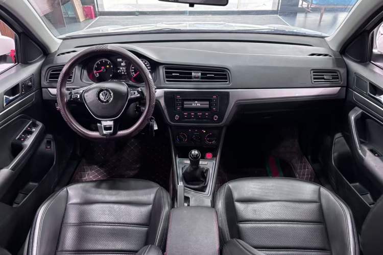 Used Volkswagen Lavida 2019 Lavida Start 1.5L Manual Fashion Edition China VI Standard
