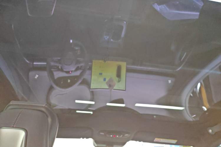 Used  SU7 2024 Four-Wheel Drive Ultra-Long Range Advanced Intelligent Driving Max Edition
