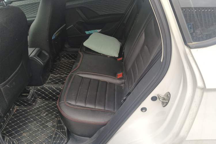 Used Volkswagen Tharu 2022 280TSI Two-Wheel Drive Trend Edition