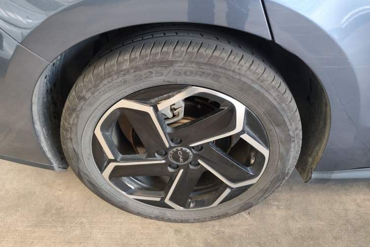 Used BYD Seal 06 New Energy 2024 DM-i 120KM Flagship Model
