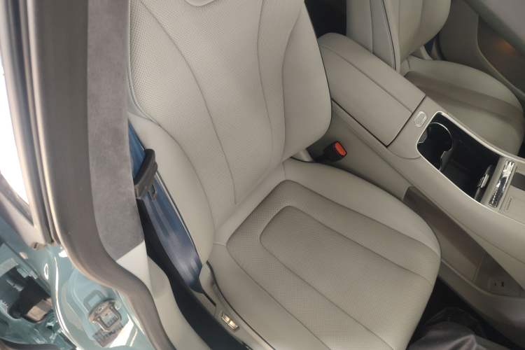 Used Hima Luxeed S7 2024 Max Rear-Drive Long-Range Intelligent Driving Version
