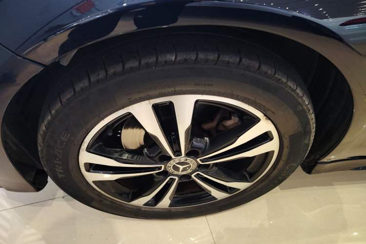 Used Mercedes-Benz C-Class 2017 Restyled C 200 Sport Edition
