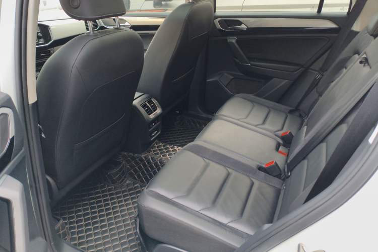 Used Volkswagen Tayron 2019 330TSI Two-Wheel Drive Luxury Model China VI Standard
