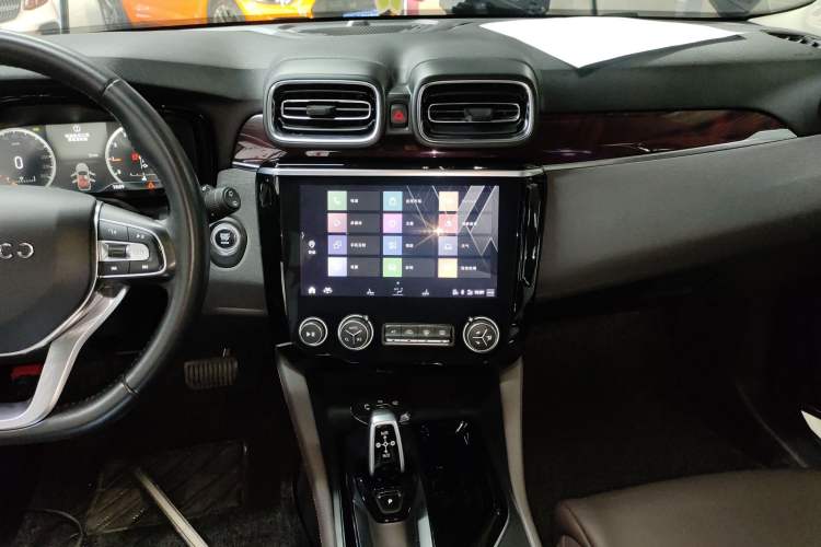 Used Lynk & Co 02 2019 High-Energy Edition 2.0T Automatic Two-Wheel Drive Shine Pro Edition China VI Standard
