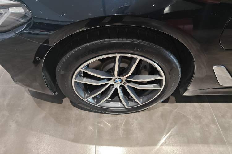 Used BMW 5 Series New Energy 2021 535Le Pioneer Edition M Sport Package