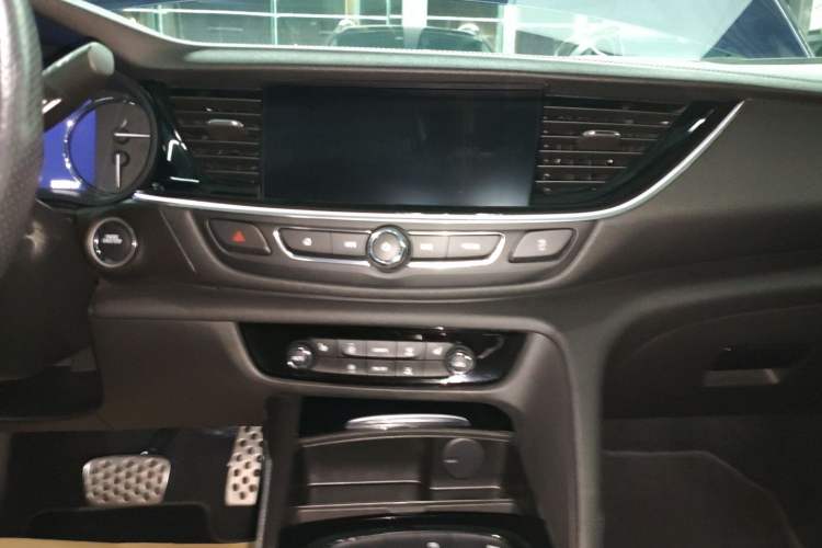 Used Buick Regal 2020 GS 28T Elite Model
