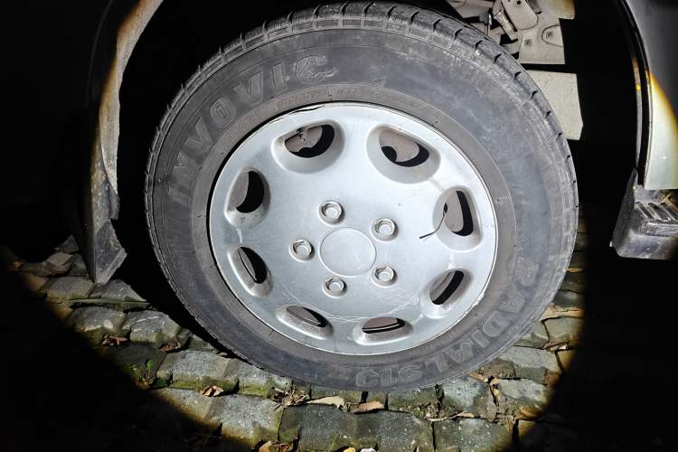 Used Jinbei Hiace 2014 2.0L Fifth-Generation Xiangyun Comfort Type 1 4G20C
