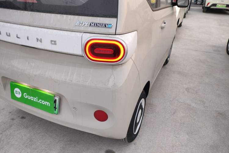 Used Wuling Hongguang MINIEV 2024 3rd Generation 215km Youth Edition