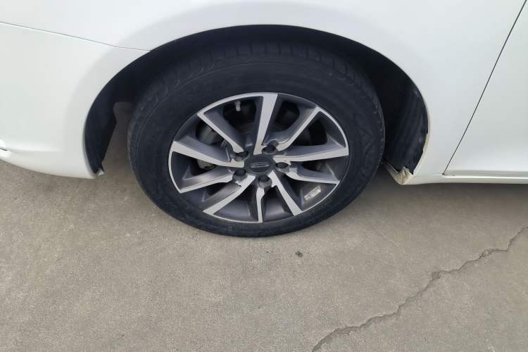 Used Geely Auto Emgrand 2019 Leading Edition 1.5L CVT Upward-Connected Model China VI Standard
