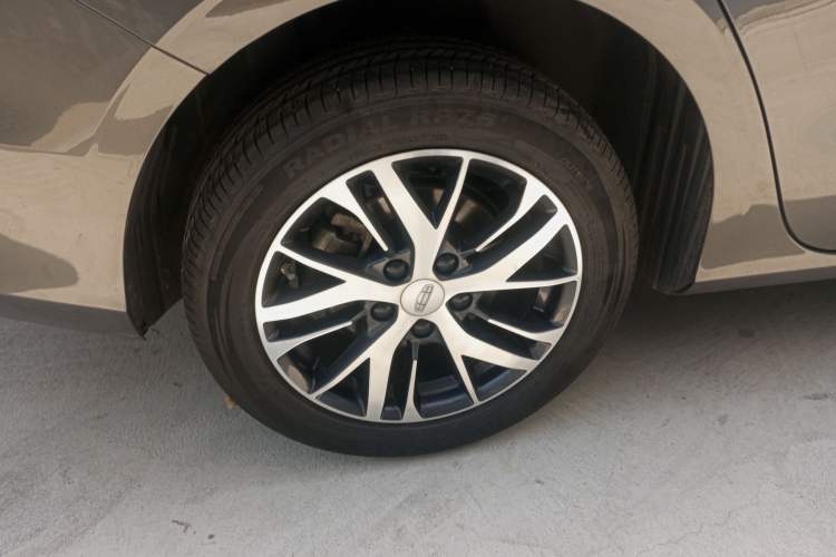 Used Geely Auto Emgrand 2023 4th Generation Champion Edition 1.5L CVT Luxury Model
