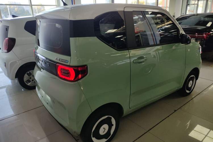 Used Wuling Hongguang MINIEV 2021 Macaron Premium Model – Lithium Iron Phosphate
