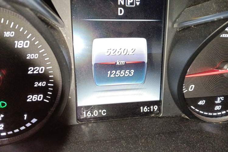 Used Mercedes-Benz C-Class 2015 C 180 L Sport Edition
