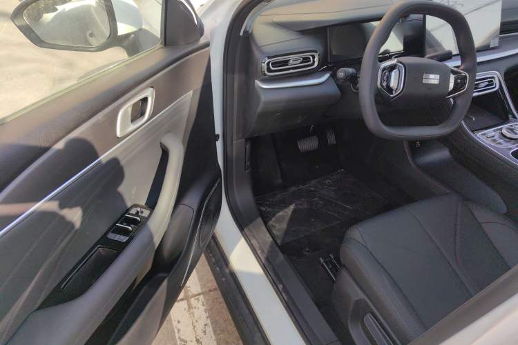 Used  Galaxy Stellar 6 
