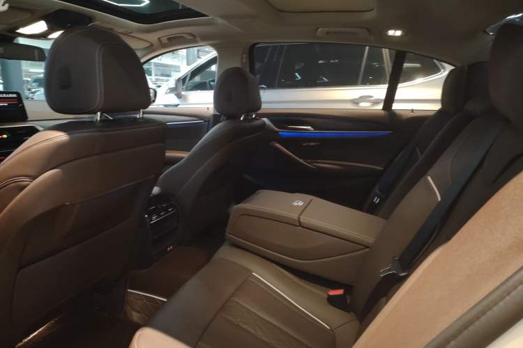 Used BMW 5 Series 2021 530Li xDrive Luxury Package
