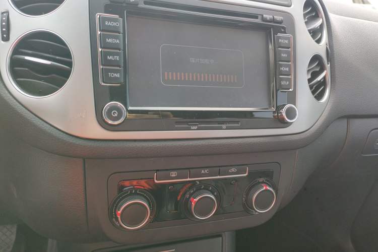 Used Volkswagen Tiguan 2015 1.8TSI Automatic Two-Wheel Drive Trend Edition
