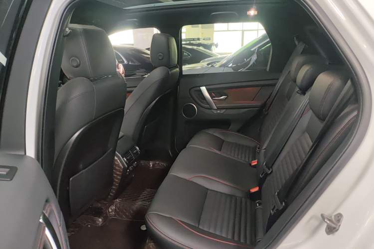 Used Land Rover Discovery Sport New Energy 2022 Facelifted P300e Plug-in Hybrid Electric Version
