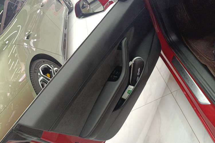 Used Tesla Model 3 2019 Standard Range Rear-Drive Upgraded Version
