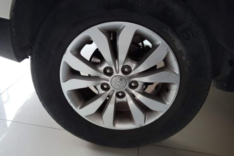 Used Kia Sportage 2013 2.0L Automatic Two-Wheel Drive GL Trim
