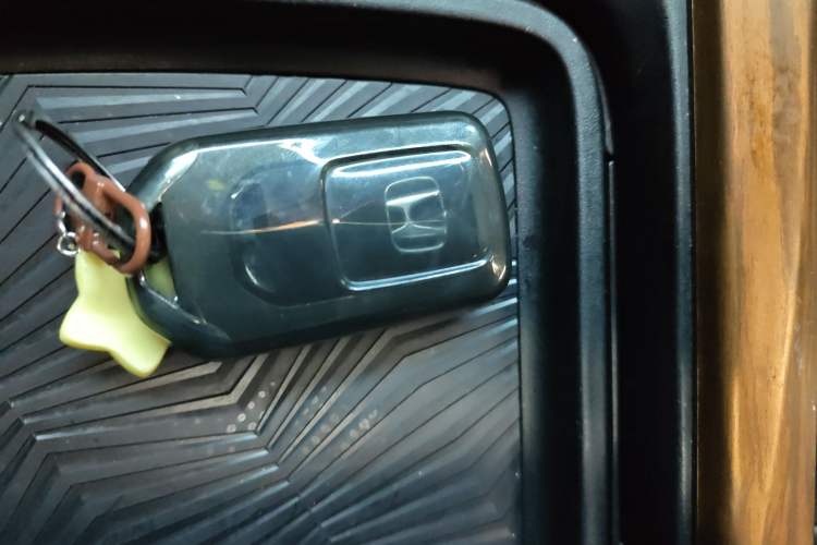 Used Honda CR-V 2021 240TURBO CVT 2WD Fashion Edition
