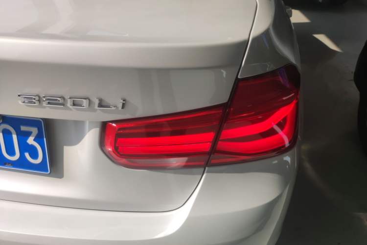 Used BMW 3 Series 2019 320Li Fashion Model
