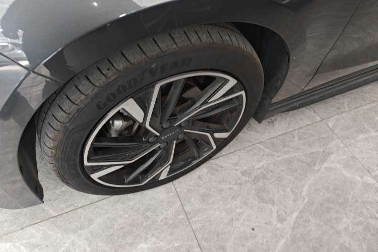 Used Lynk & Co 03 2023 1.5TD DCT JingPro
