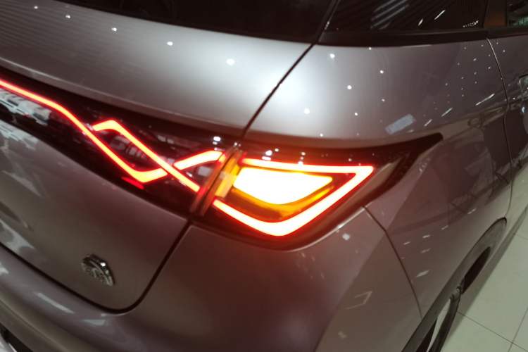 Used BYD Dolphin 2023 420 km Fashion Edition
